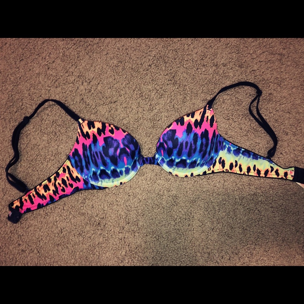 VS pink rainbow cheetah print bra (32A)